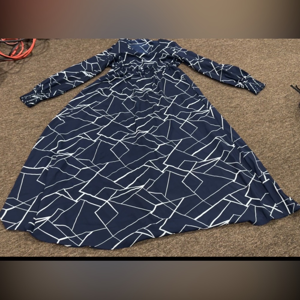 EUC! Shein XL navy blue dress with white lines LS flowy career casual
